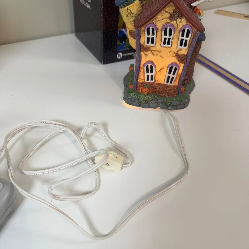 Spooky Hollow Toy Shop Halloween Village House Lighted Porcelain Collectible